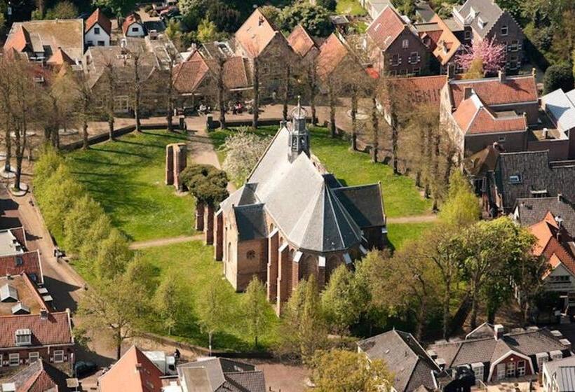هتل Herberg Binnen
