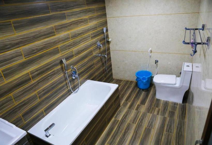 호텔 Kalpana Residency