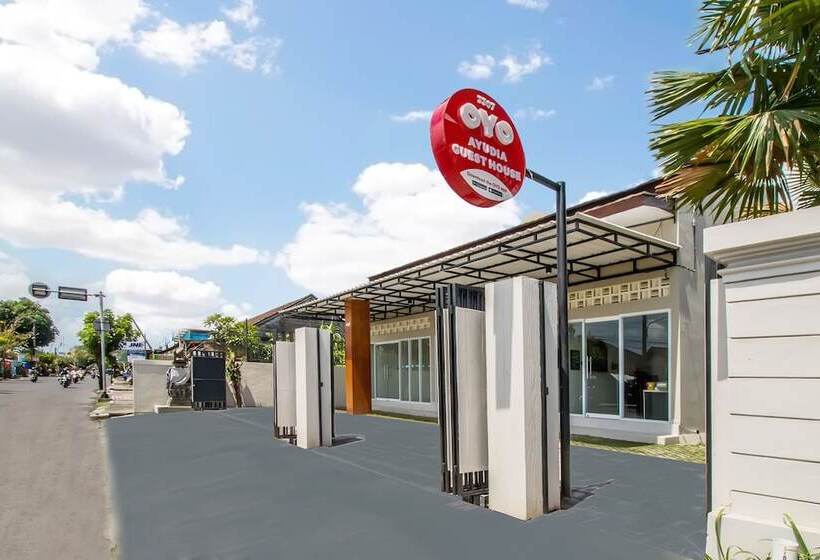 酒店 Oyo 3307 Ayudia Guesthouse