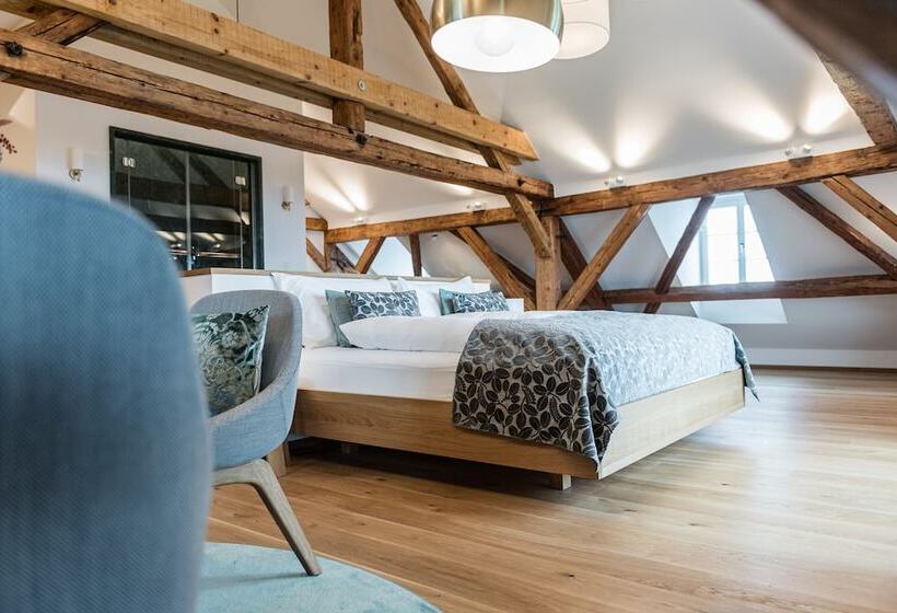 בית מלון כפרי Weissenstein