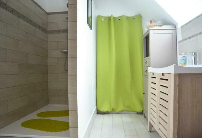 تختخواب و صبحانه La Petite Ferme