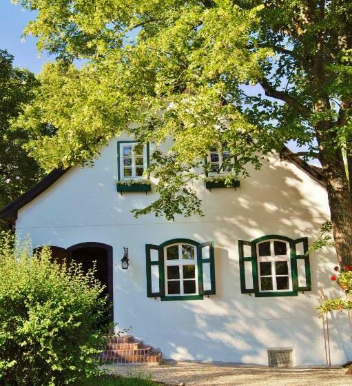 ベッドアンドブレックファースト Landsitz Oberhof Petit Hôtel