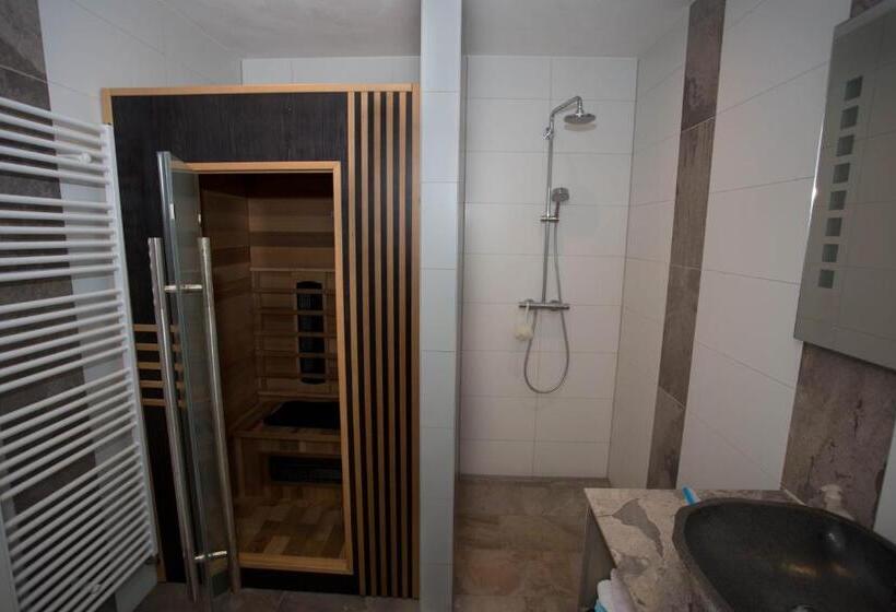 住宿加早餐  Lyklamastate