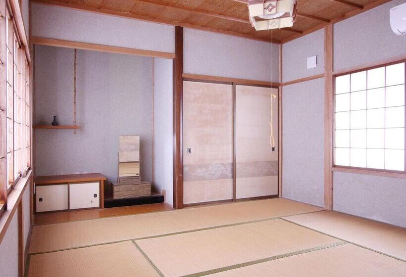 Guesthouse Karikakko   Hostel