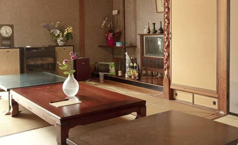 Guesthouse Karikakko   Hostel