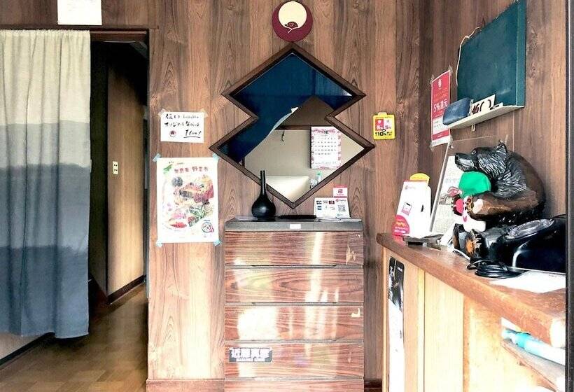 Guesthouse Karikakko   Hostel