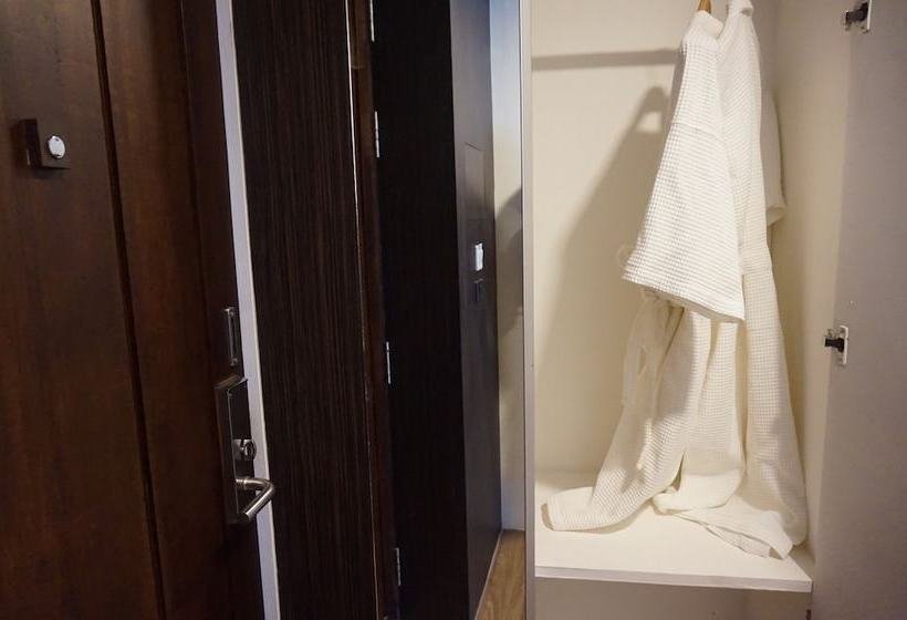 בית מלון כפרי Atitaya