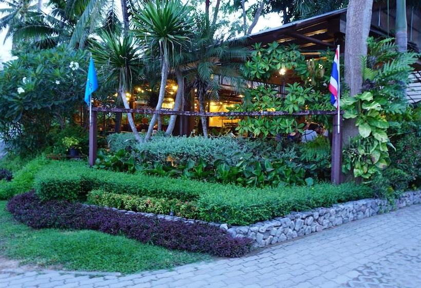 בית מלון כפרי Baan Klang Aow Beach Resort