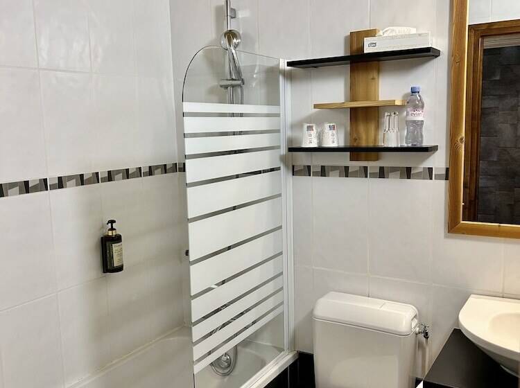 فندق Hameau Des Prodains   Hôtel