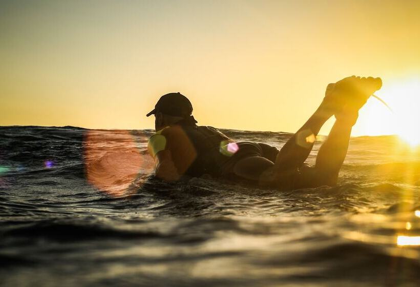 هتل Miramar Surfcamp