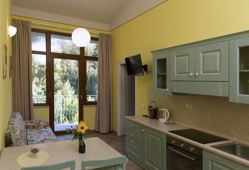 فندق ريفى Agriturismo Cornali