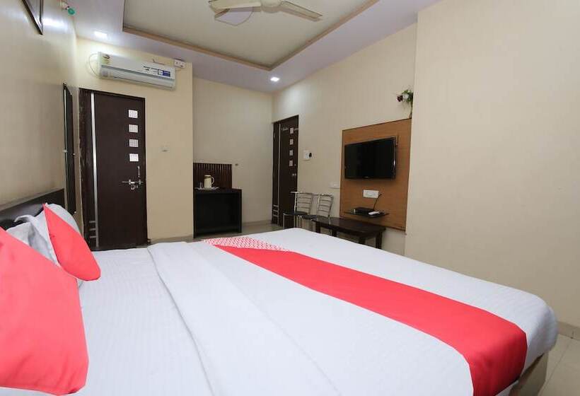 ホテル Shree Uttam Palace Katni