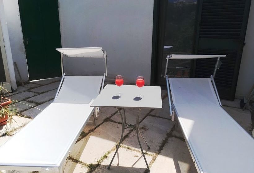 بنسيون Lemons & Sun Apartment