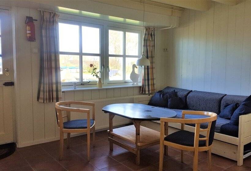 渡假胜地  Recreatiebedrijf De Koevoet