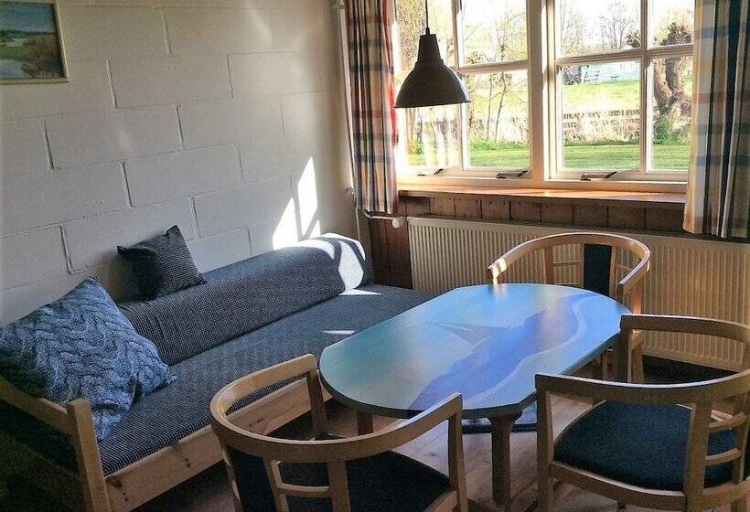 渡假胜地  Recreatiebedrijf De Koevoet