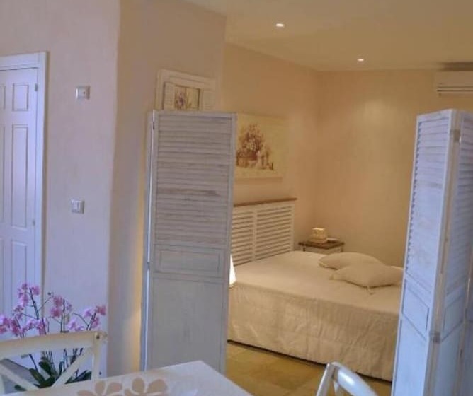 تختخواب و صبحانه Palazzo Aurora