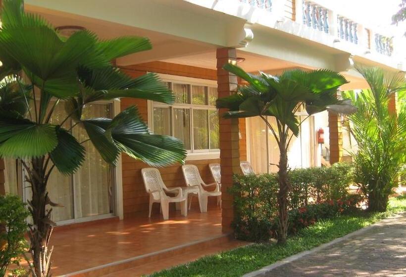 בית מלון כפרי Ban Krut Resort