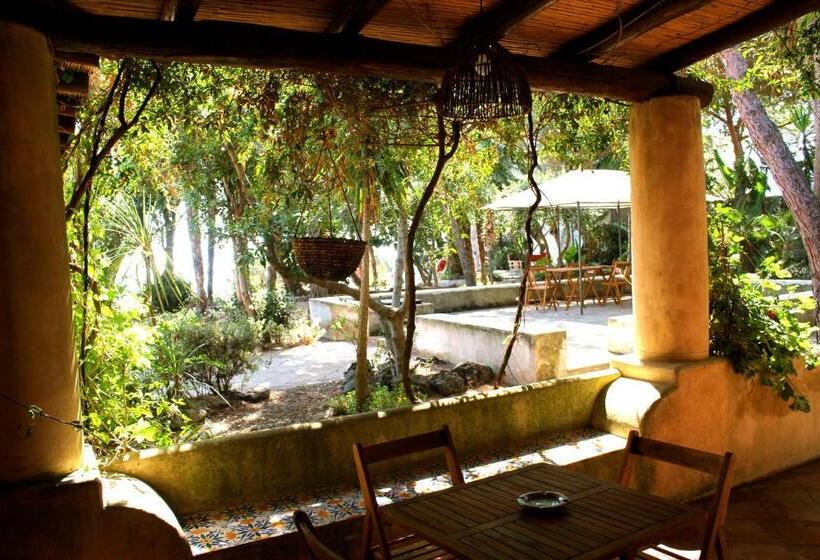 פנסיון Le Mãƒâ nnare Case Vacanze Di Metopa Srl
