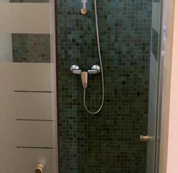پانسیون Chic City Rooms