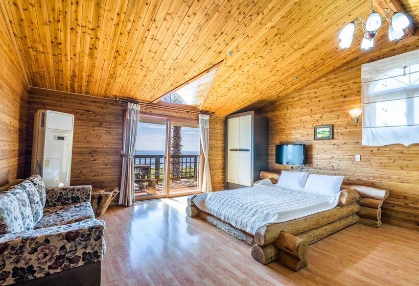 هتل Longbeach Pension