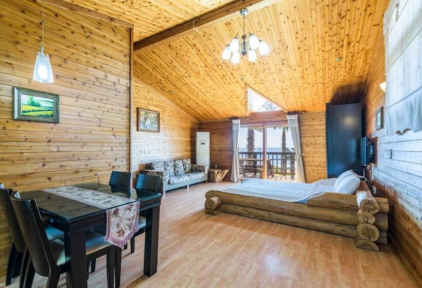هتل Longbeach Pension