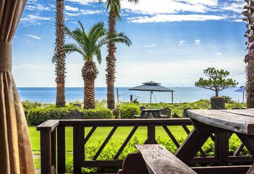 هتل Longbeach Pension