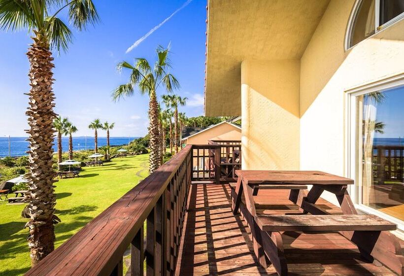 هتل Longbeach Pension