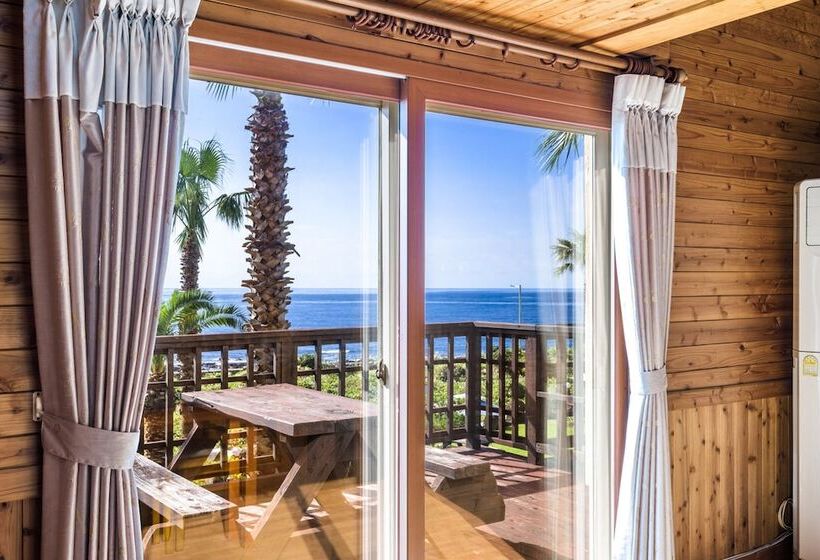 هتل Longbeach Pension