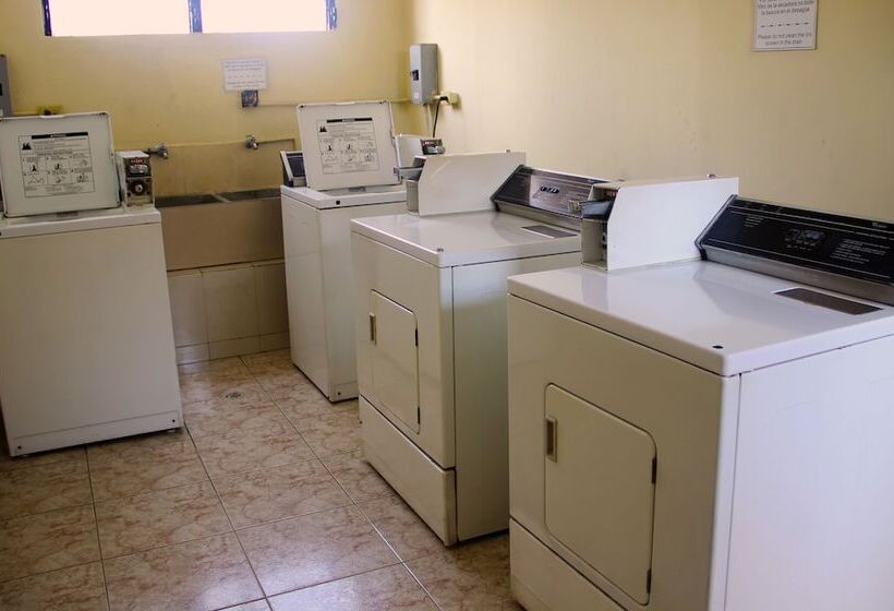 Fotos del hotel Aparthotel Sevilla Suites:  30