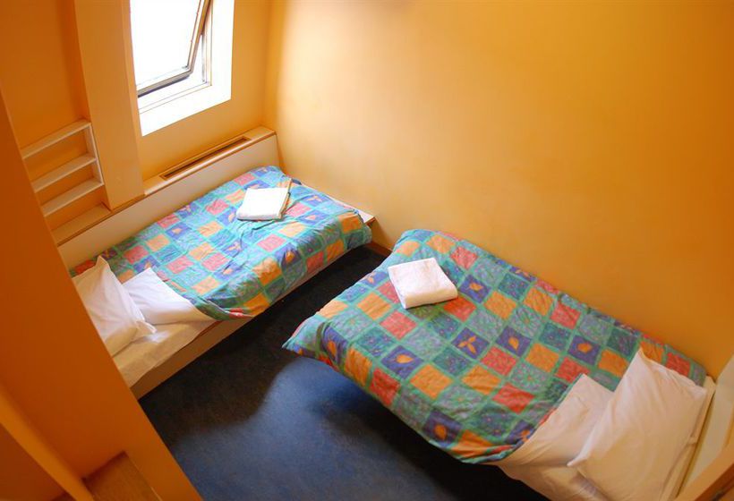 Avalon House Hostel