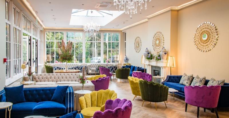 Cork S Vienna Woods Hotel & Villas