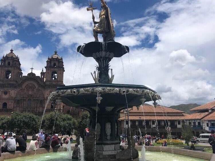 هتل Agustos Cusco