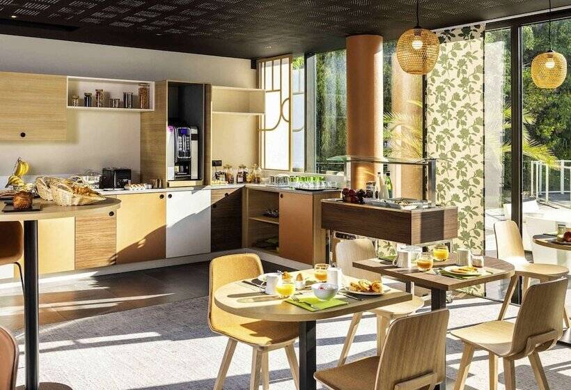 هتل Mercure Agen Centre