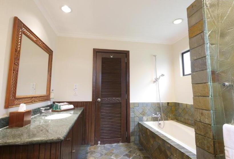 Отель Cyberview Resort & Spa