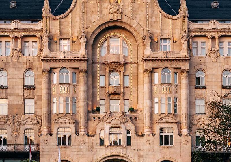 Fotos del hotel Four Seasons Gresham Palace Budapest: 1 Fotos del hotel Four Seasons Gresham Palace Budapest: 1