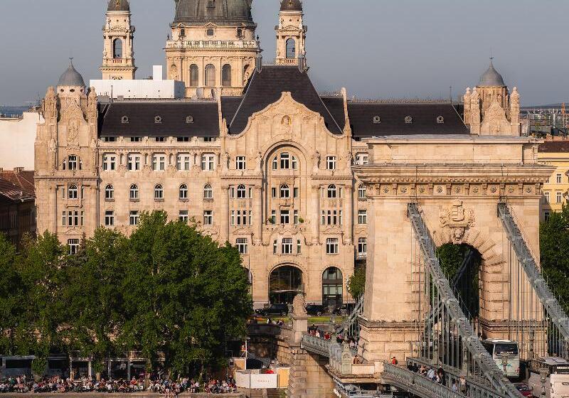 Fotos del hotel Four Seasons  Gresham Palace Budapest:  13