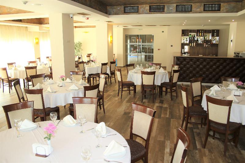 هتل Golden Tulip Varna