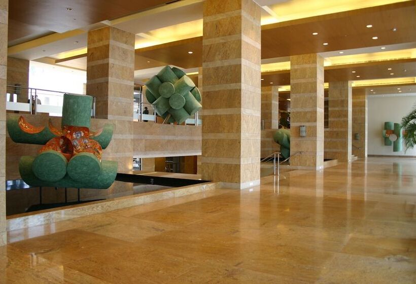 هتل Grand Hyatt Mumbai