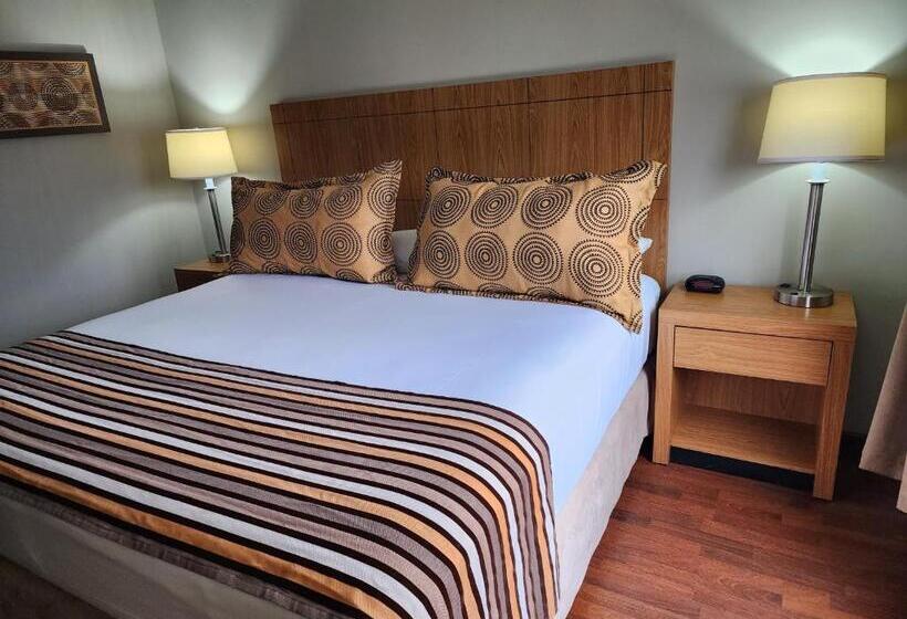 هتل Gh Guaparo Inn