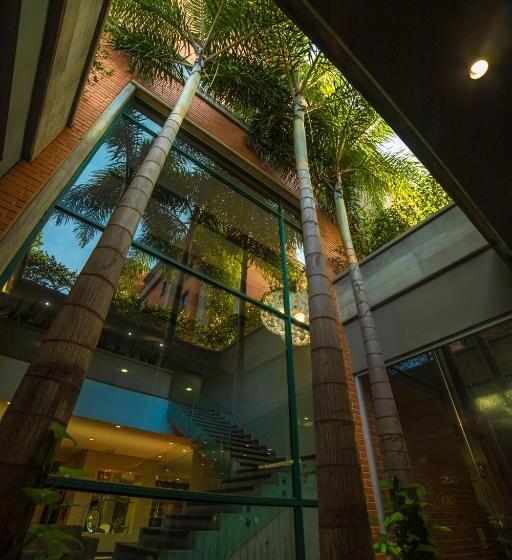 هتل Gh Guaparo Inn