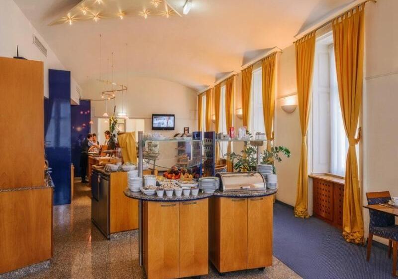 Fotos del hotel Hilight Suites:  25