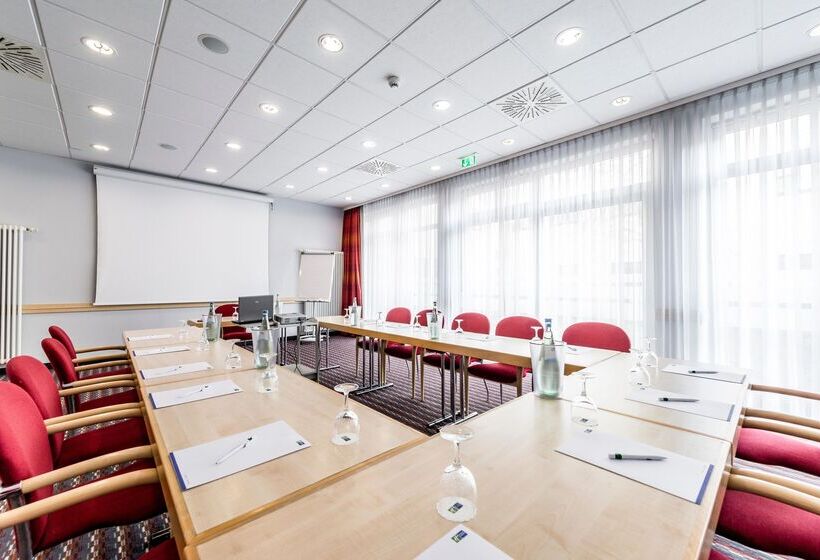 Fotos del hotel Holiday Inn Express Berlin City Centre, An Ihg:  15