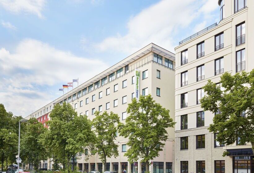 Fotos del hotel Holiday Inn Express Berlin City Centre, An Ihg:  31