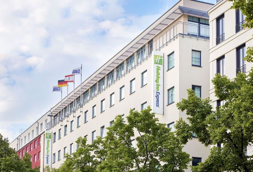 Fotos del hotel Holiday Inn Express Berlin City Centre, An Ihg:  29