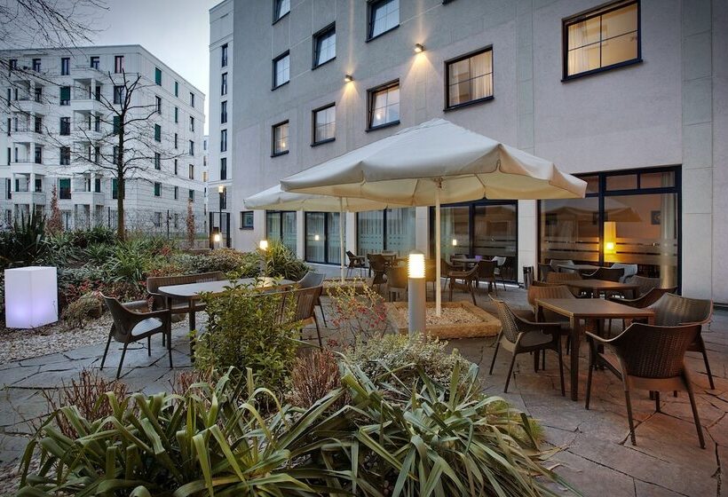 Fotos del hotel Holiday Inn Express Berlin City Centre, An Ihg:  46