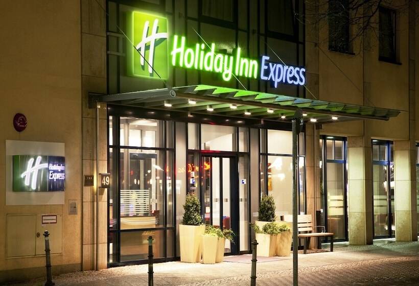Fotos del hotel Holiday Inn Express Berlin City Centre, An Ihg:  28