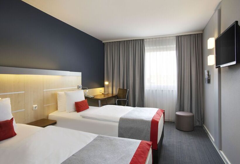 Hotel Holiday Inn Express Frankfurt Messe