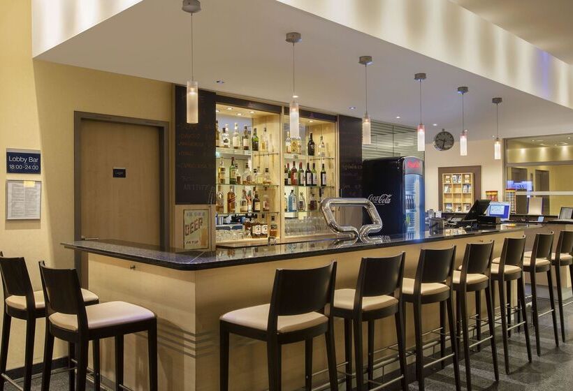 Hotel Holiday Inn Express Frankfurt Messe