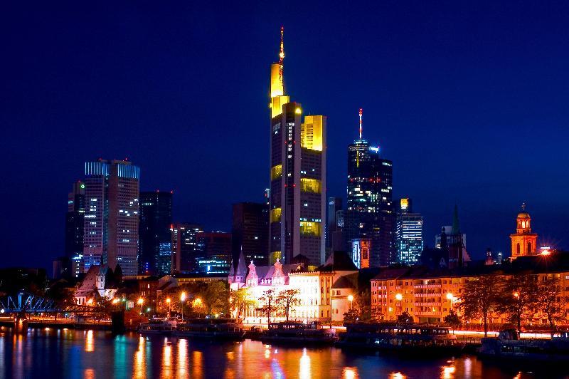 هتل Holiday Inn Express Frankfurt Messe, An Ihg