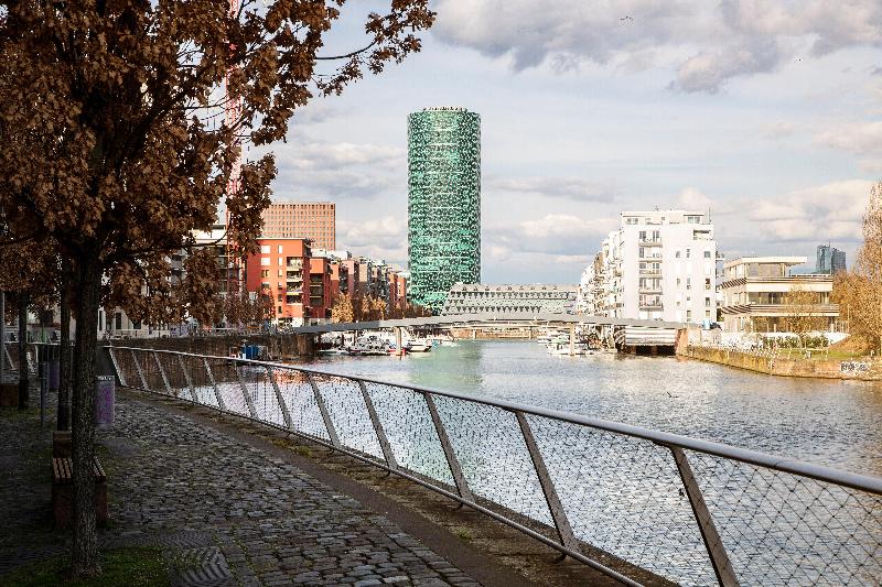 هتل Holiday Inn Express Frankfurt Messe, An Ihg